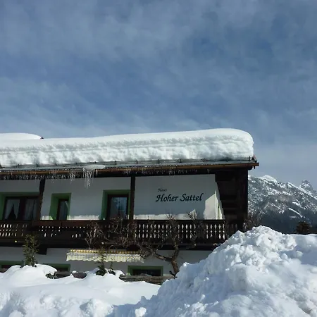 Haus Hoher Sattel ロイタシュ