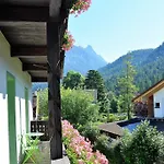 Haus Hoher Sattel Apartman Leutasch