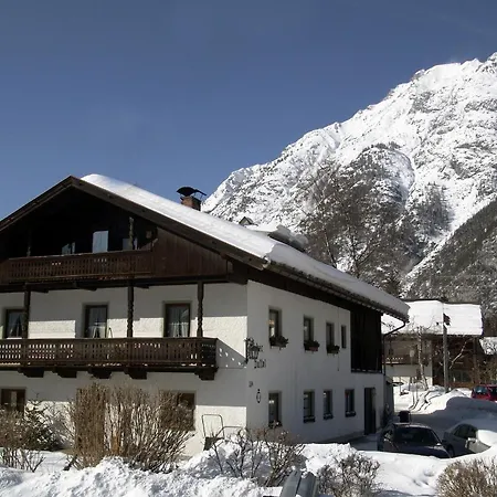 Haus Hoher Sattel Apartman *